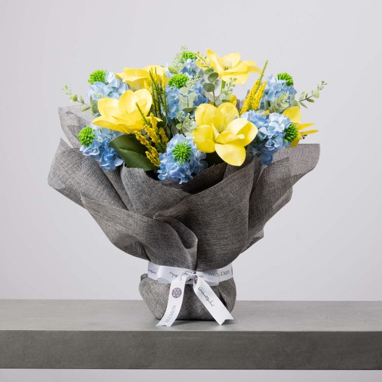 Grey Bouquet Wrapping