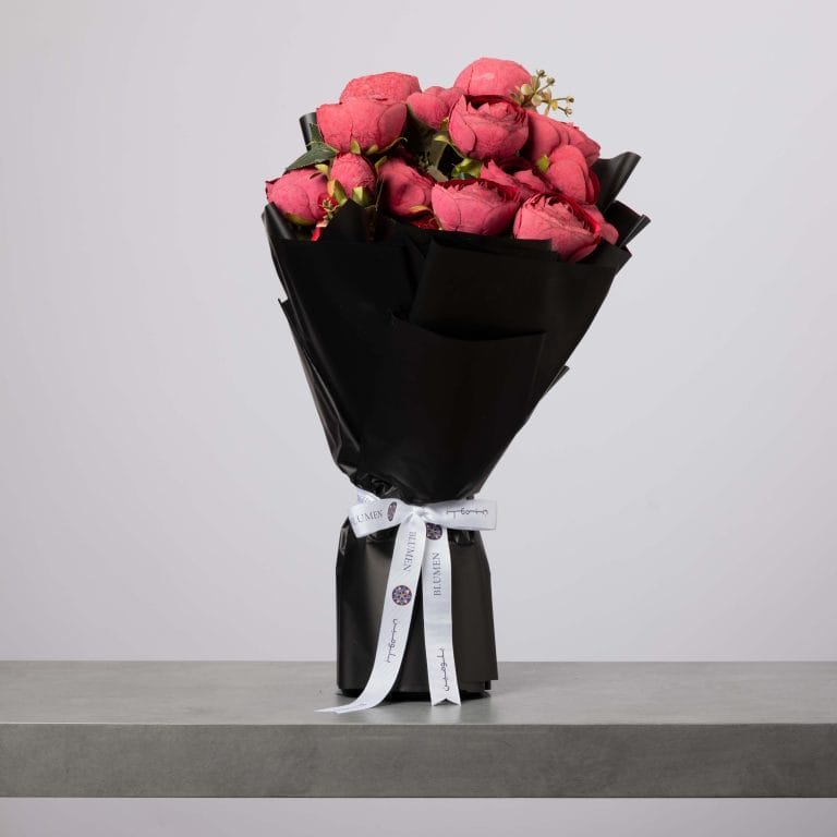 Non-Woven Black Bouquet Wrapping